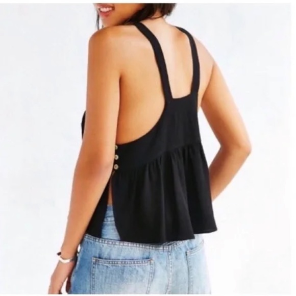 Stone Cold Fox Liam Crop Tank - Picture 8 of 8